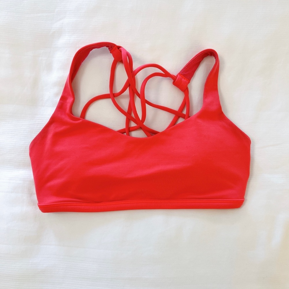Lululemon sports bra